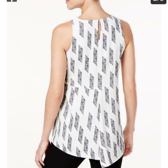 Alfani Urban Romance Black/White Angle Top NWT - Picture 2 of 7